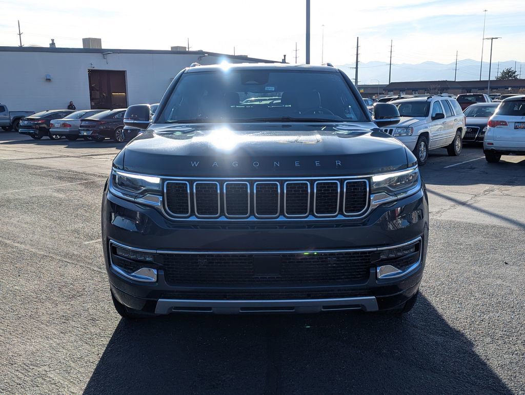 Used 2024 Jeep Wagoneer Series II w/ Flexible Seating Group image 10