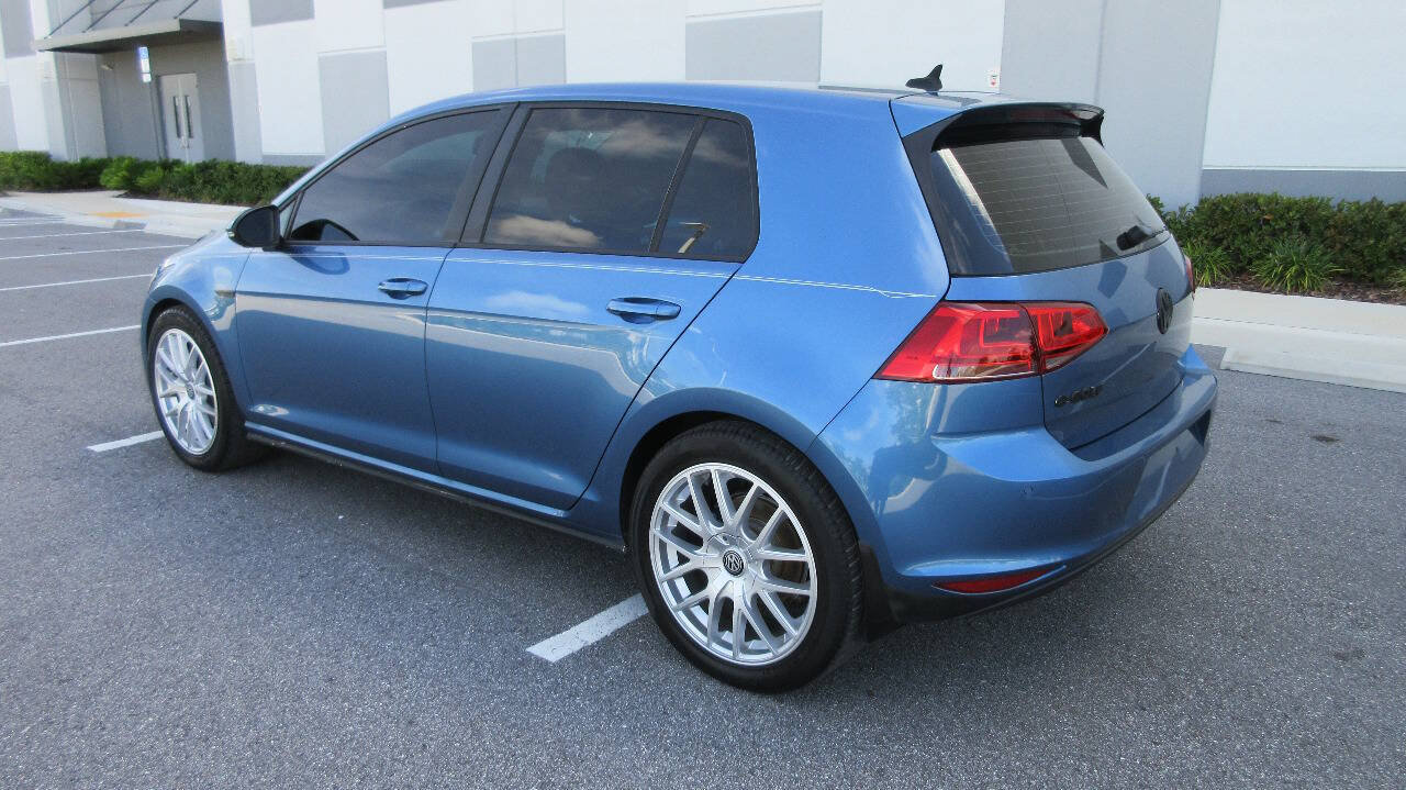 Used 2015 Volkswagen e-Golf SEL Premium FWD image 3