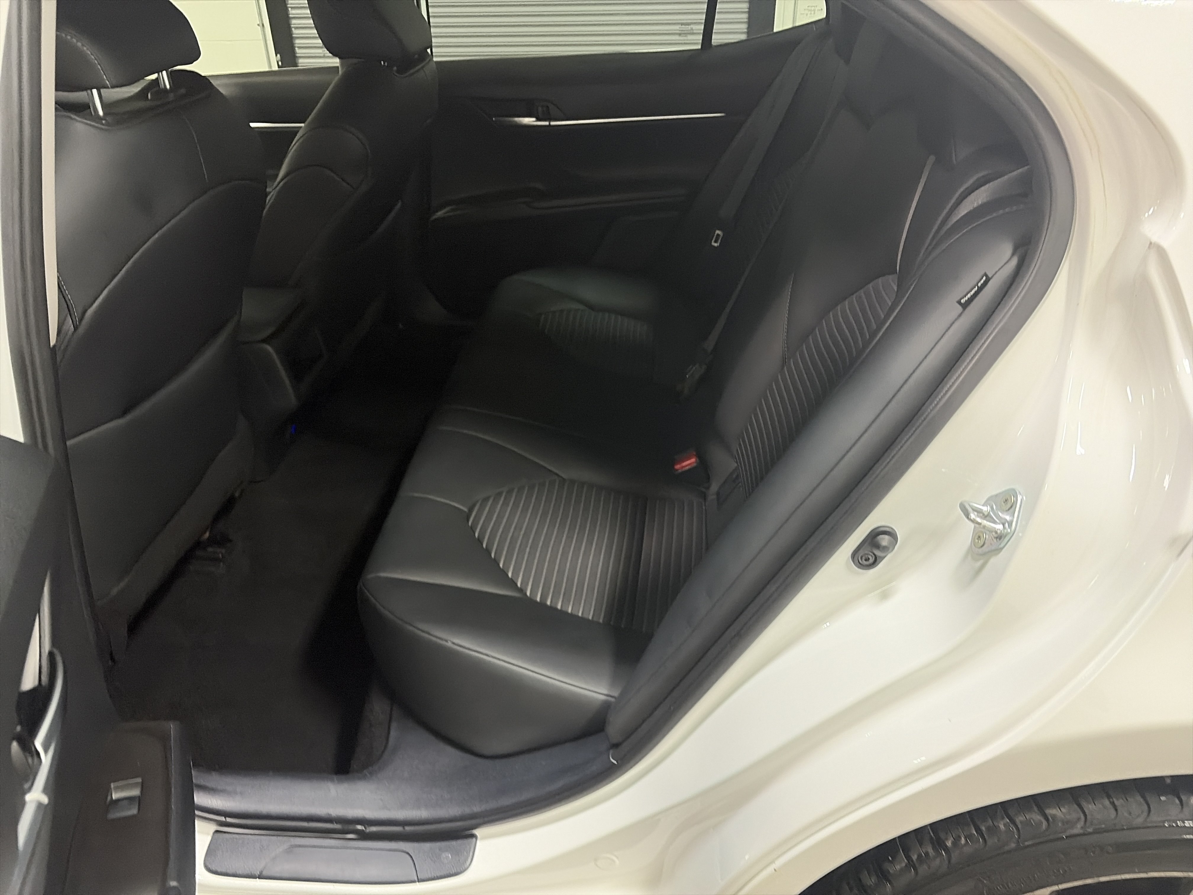 Used 2024 Toyota Camry SE w/ Convenience Package FWD image 24