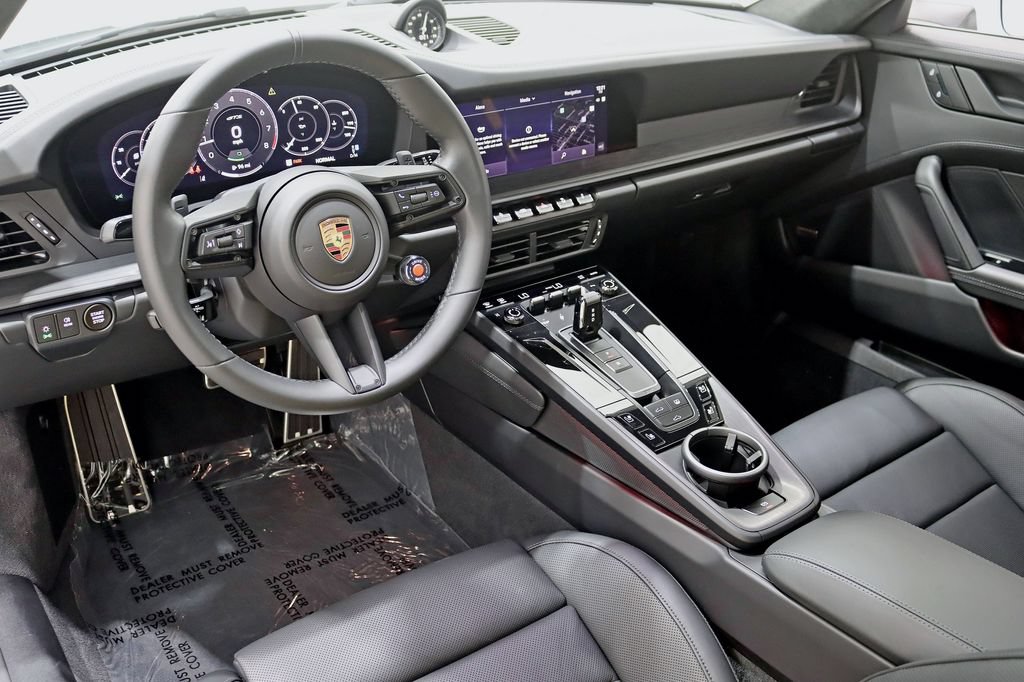 Used 2026 Porsche 911 GTS image 19