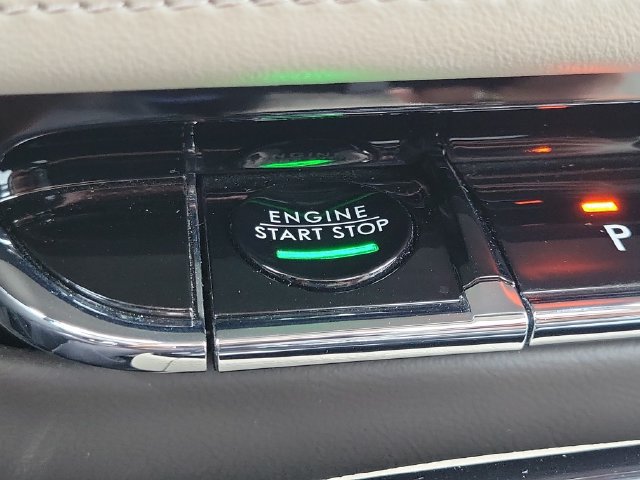 Certified 2022 Lincoln Nautilus Reserve AWD/4WD image 16