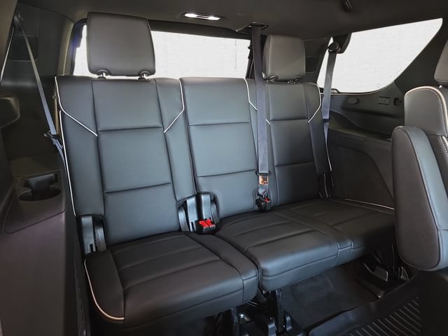 Certified 2023 Cadillac Escalade Premium Luxury AWD/4WD image 12