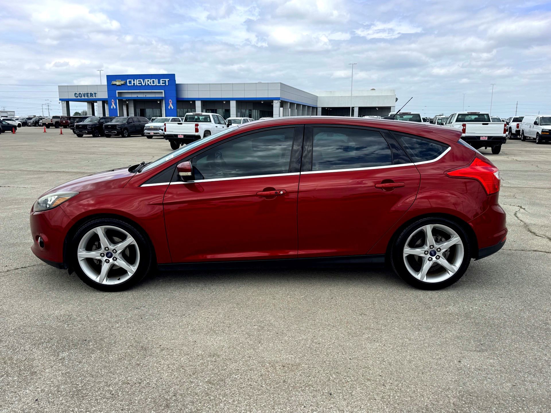 Used 2014 Ford Focus Titanium image 11