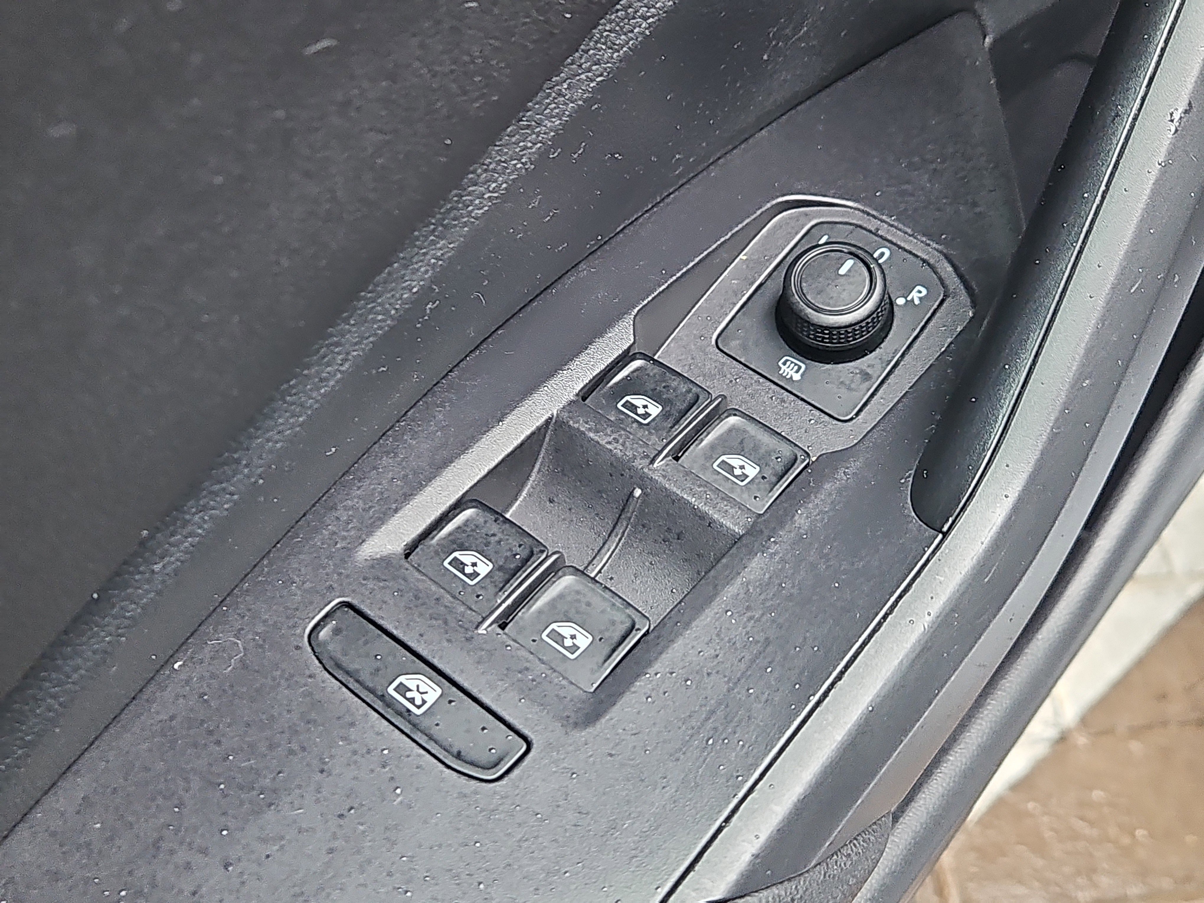 Used 2019 Volkswagen Jetta S image 14