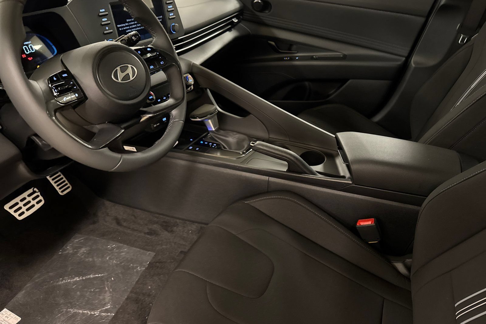 New 2026 Hyundai Elantra Sport FWD image 10