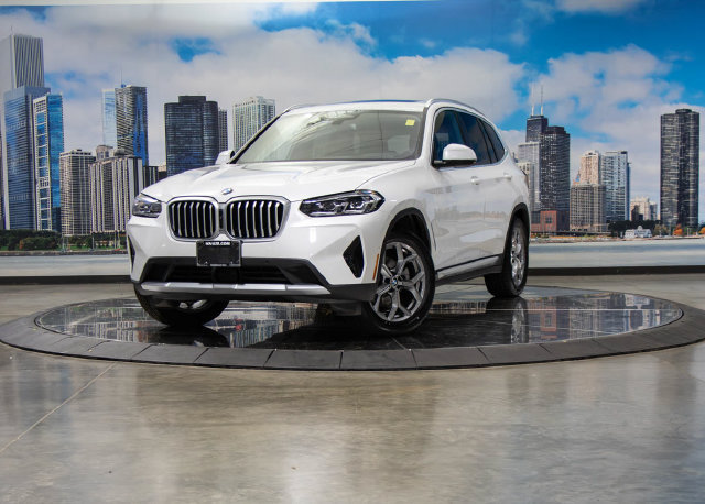 Used 2024 BMW X3 xDrive30i w/ Premium Package AWD/4WD image 2