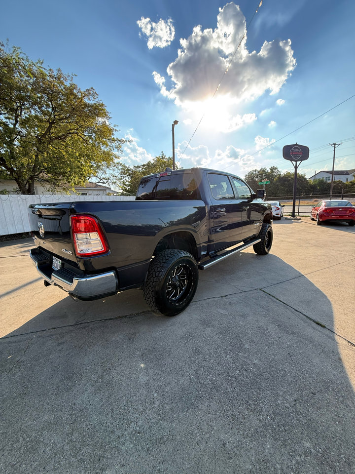 Used 2019 RAM 1500 Big Horn image 5