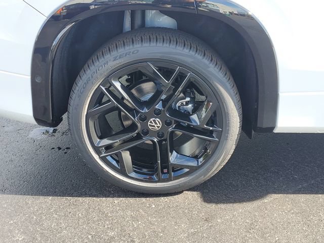 New 2026 Volkswagen Tiguan SE R-Line AWD/4WD image 5