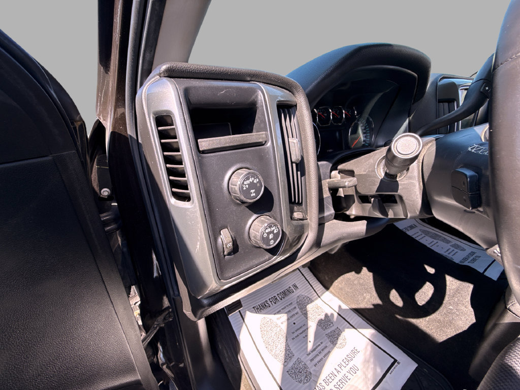 Used 2018 Chevrolet Silverado 1500 LT w/ All Star Edition AWD/4WD image 15