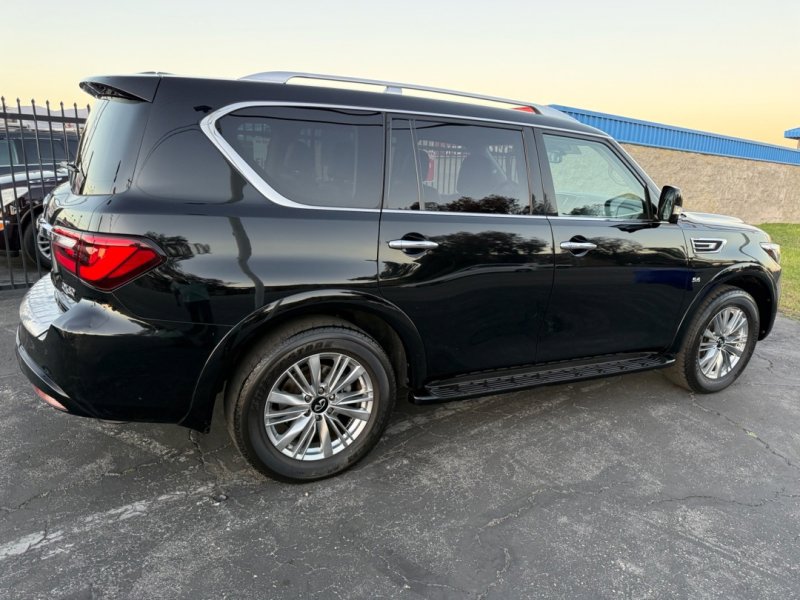 Used 2020 INFINITI QX80 Luxe w/ Cargo Package image 4