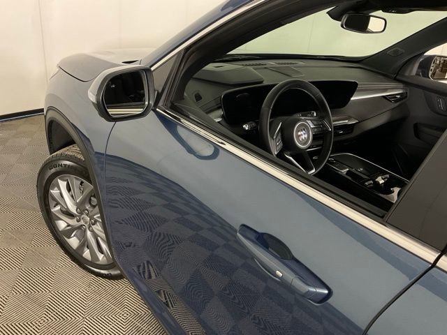 Used 2025 Buick Enclave Preferred image 38