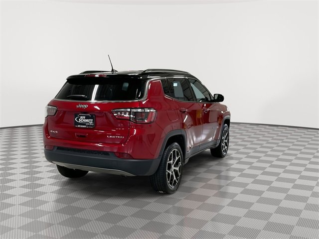 Used 2024 Jeep Compass Limited image 10