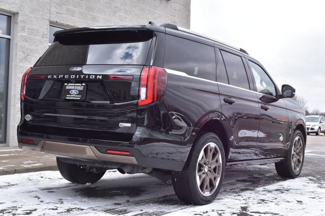 Used 2025 Ford Expedition King Ranch image 6