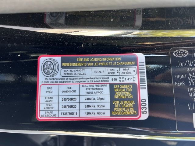 Used 2025 Hyundai Santa Cruz Limited image 16