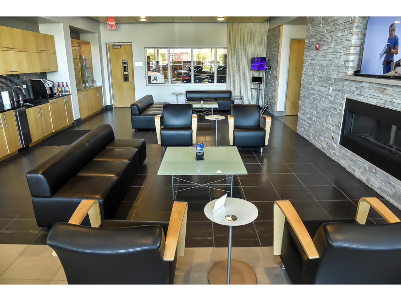 Used 2018 Land Rover Range Rover Sport HSE image 29