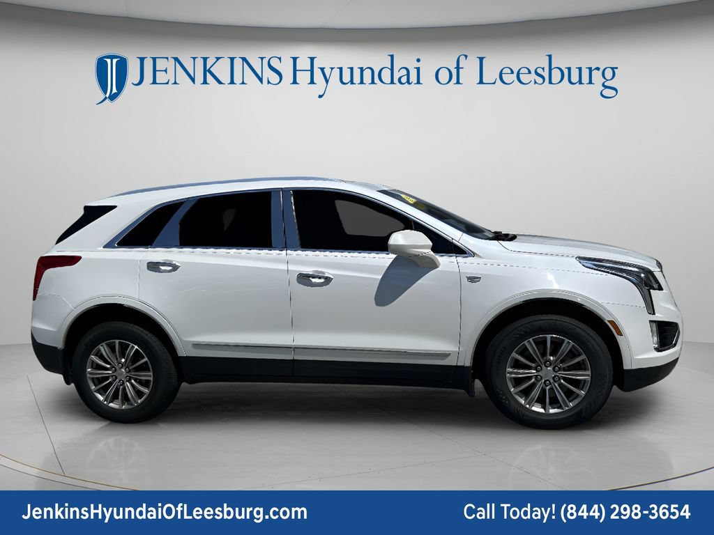 Used 2019 Cadillac XT5 Luxury FWD image 2