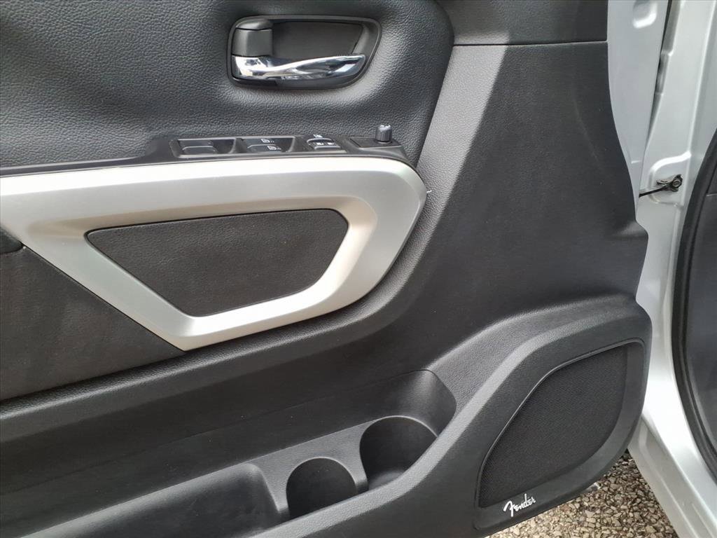 Used 2019 Nissan Titan PRO-4X w/ Pro-4x Utility Package image 12