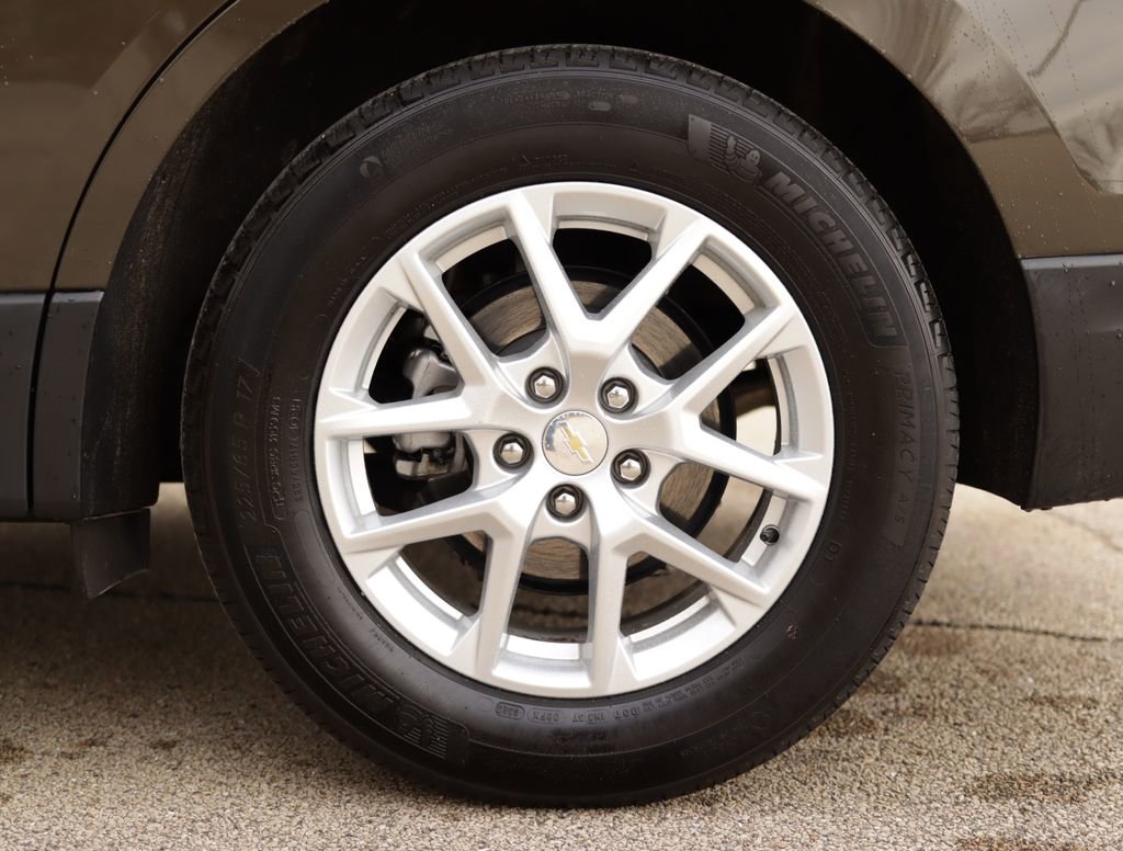 Used 2023 Chevrolet Equinox LT FWD image 34