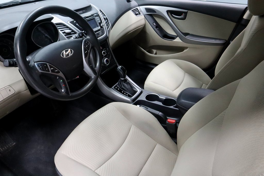 Used 2016 Hyundai Elantra SE w/ Option Group 02 image 23
