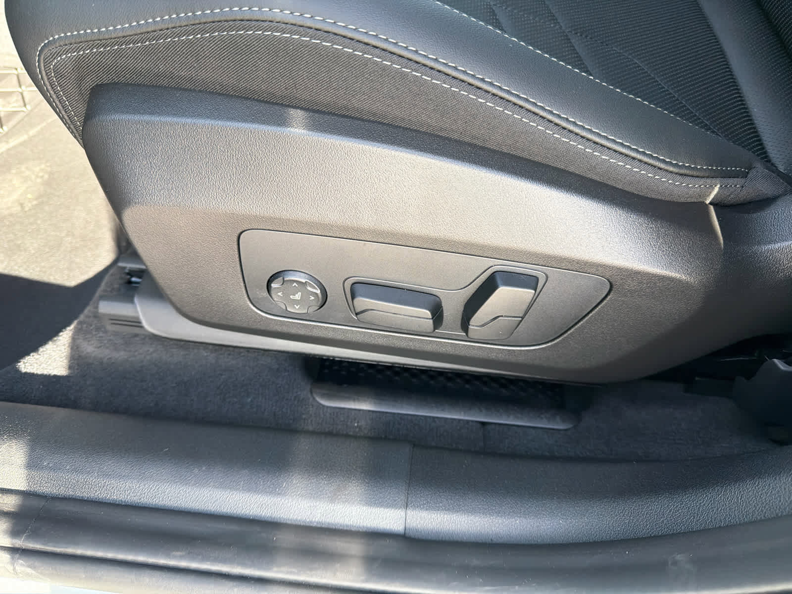 New 2026 BMW X2 xDrive28i w/ M Sport Package image 20