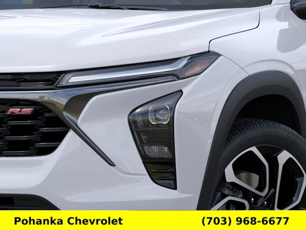 New 2026 Chevrolet Trax RS w/ Sunroof Package FWD image 10
