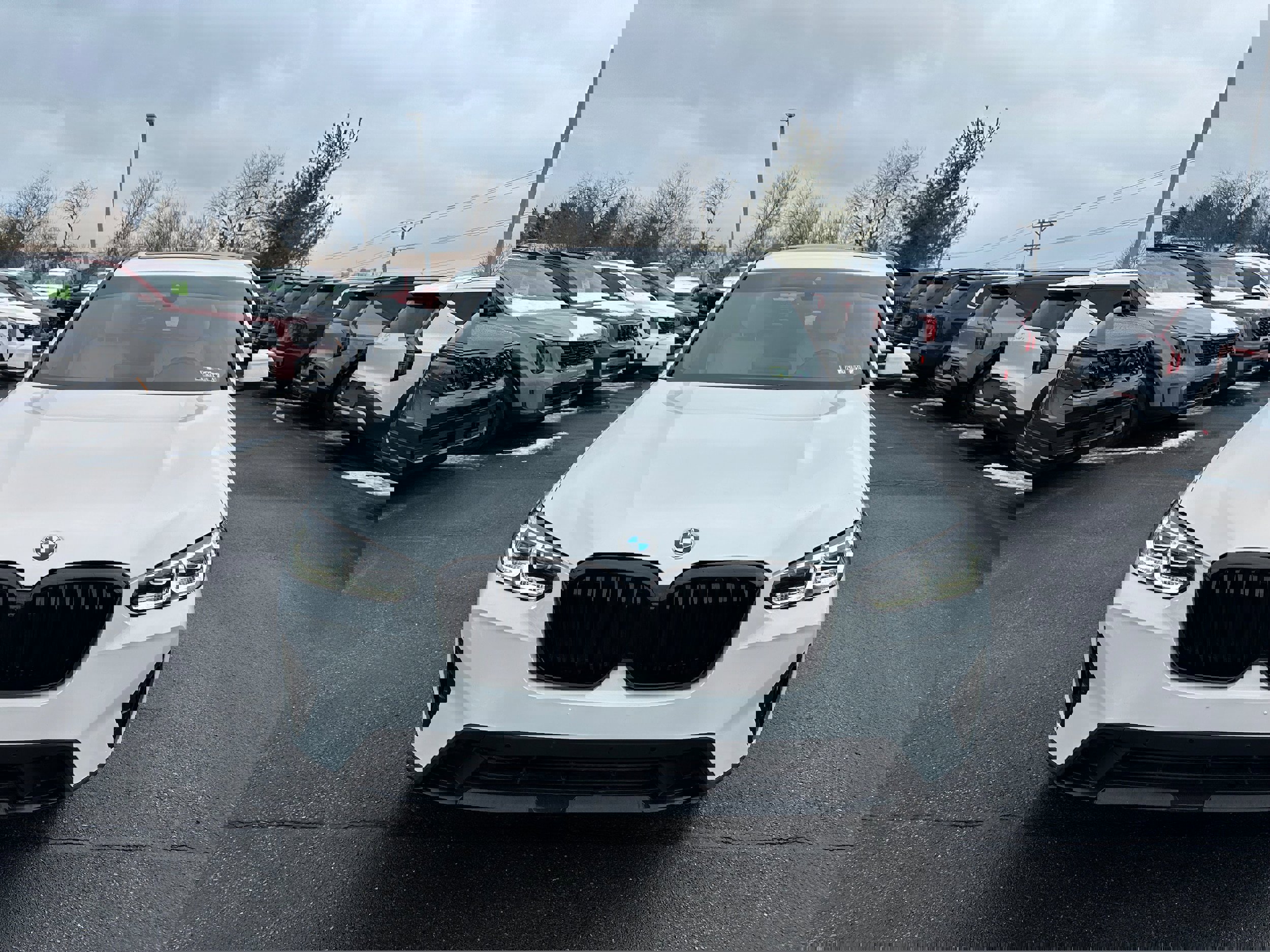 Used 2022 BMW X3 xDrive30i w/ Convenience Package image 2