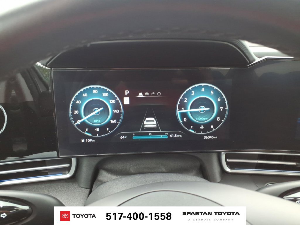 Used 2025 Hyundai Elantra SEL FWD image 19