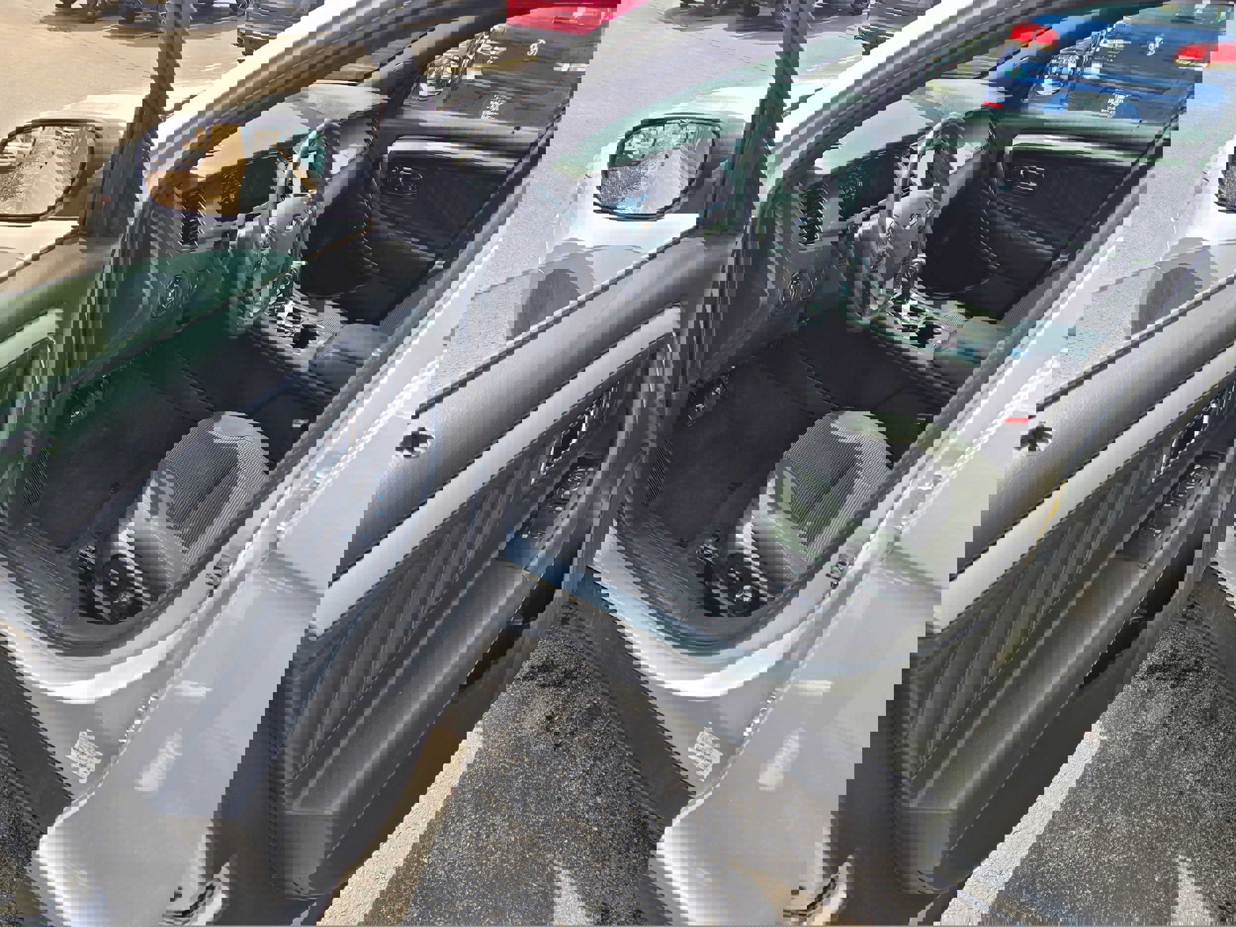 Used 2019 Ford Taurus SEL w/ Equipment Group 201A image 5