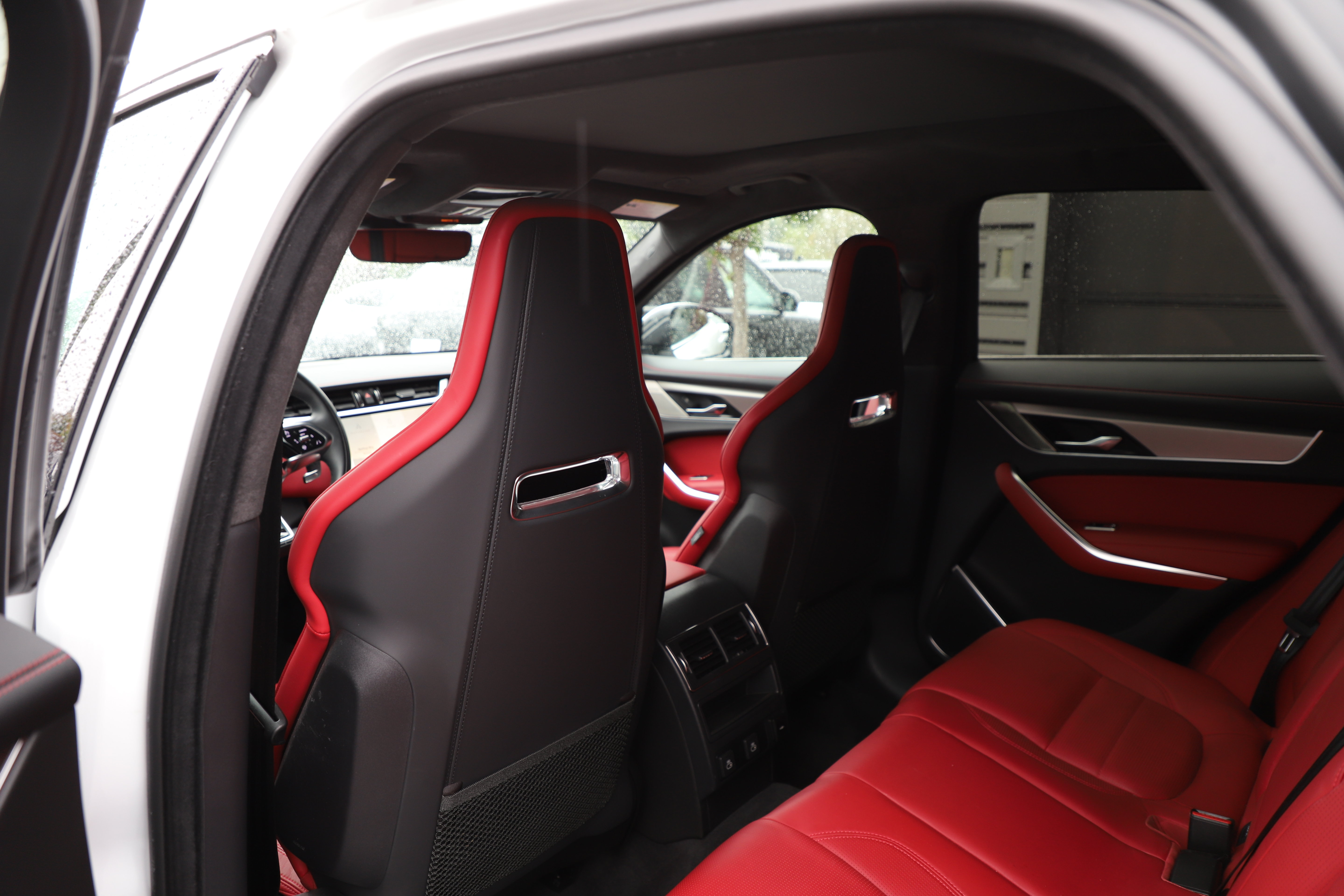Certified 2025 Jaguar F-PACE R-Dynamic S AWD/4WD image 14
