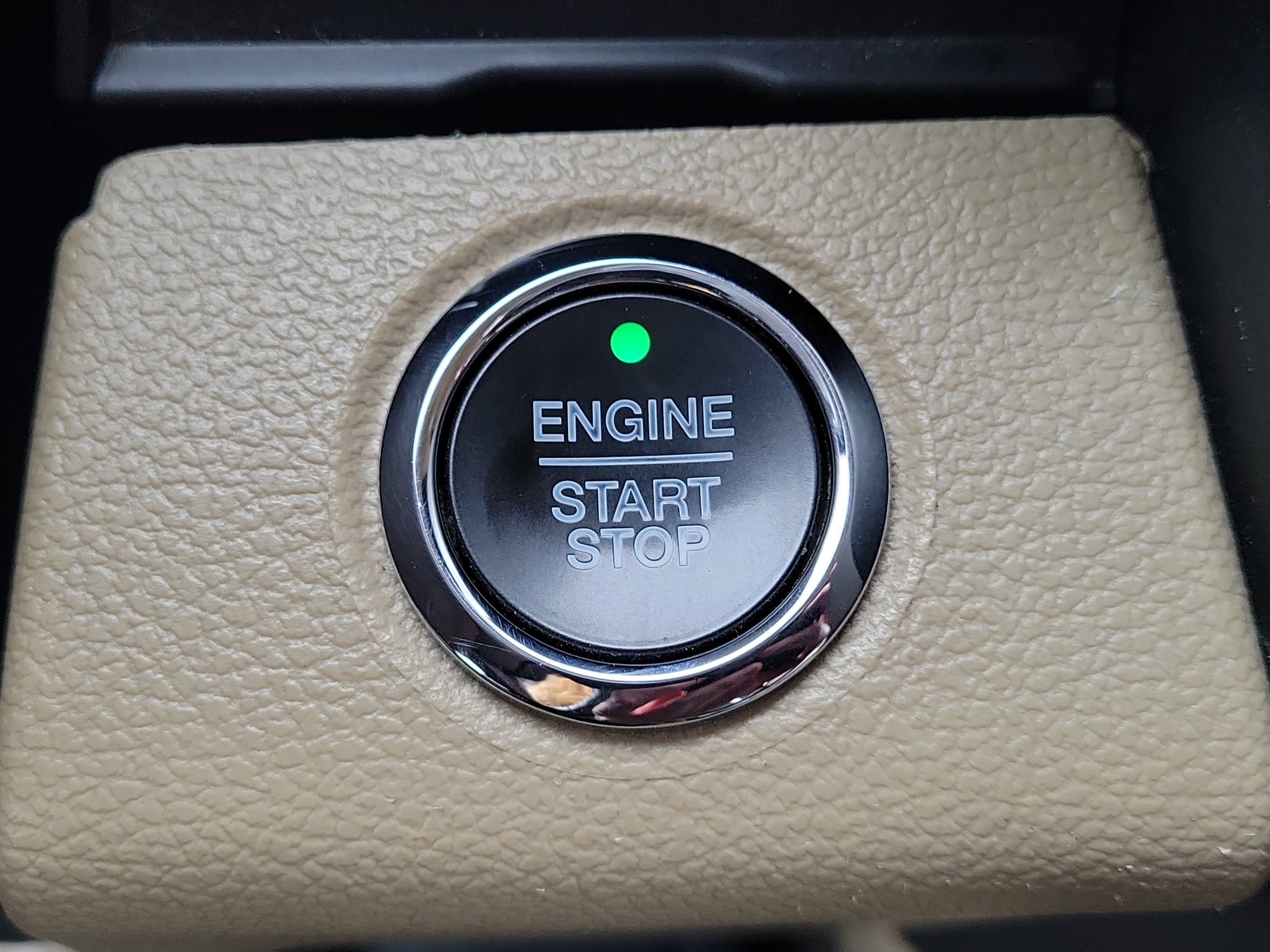 Certified 2020 Ford F150 Lariat w/ Equipment Group 502A Luxury image 28