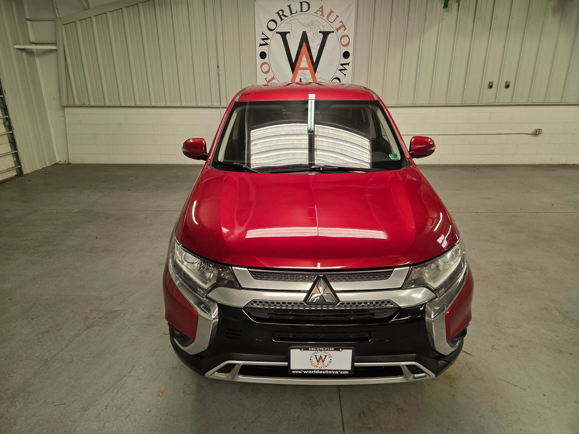 Used 2019 Mitsubishi Outlander SE image 12