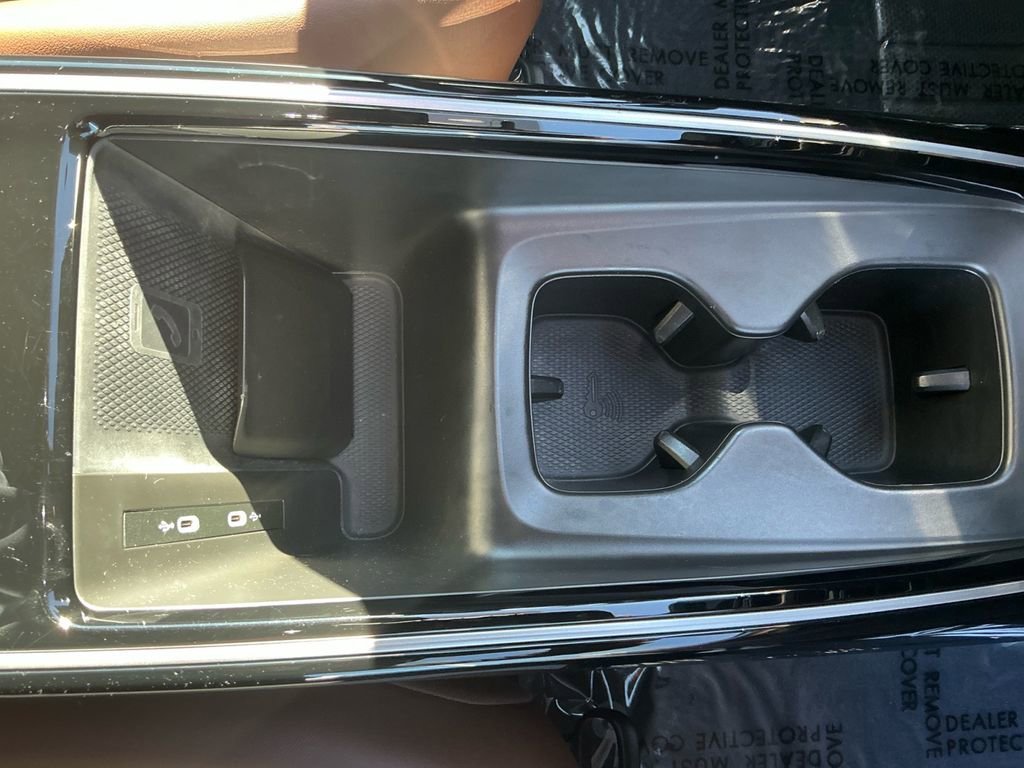 Used 2023 Volkswagen ID.4 Pro image 17