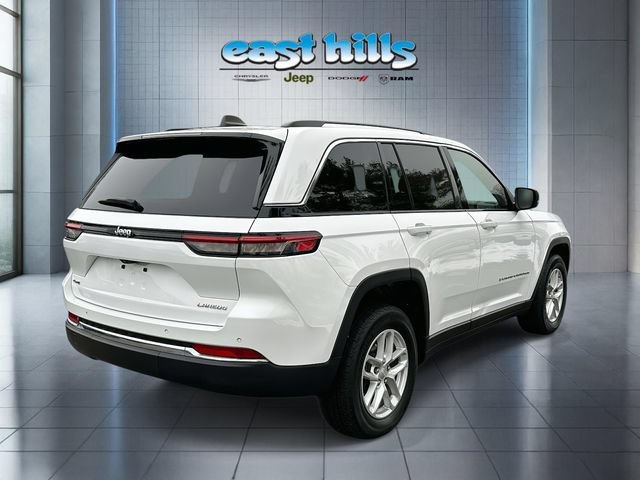 Certified 2024 Jeep Grand Cherokee Laredo X AWD/4WD image 3