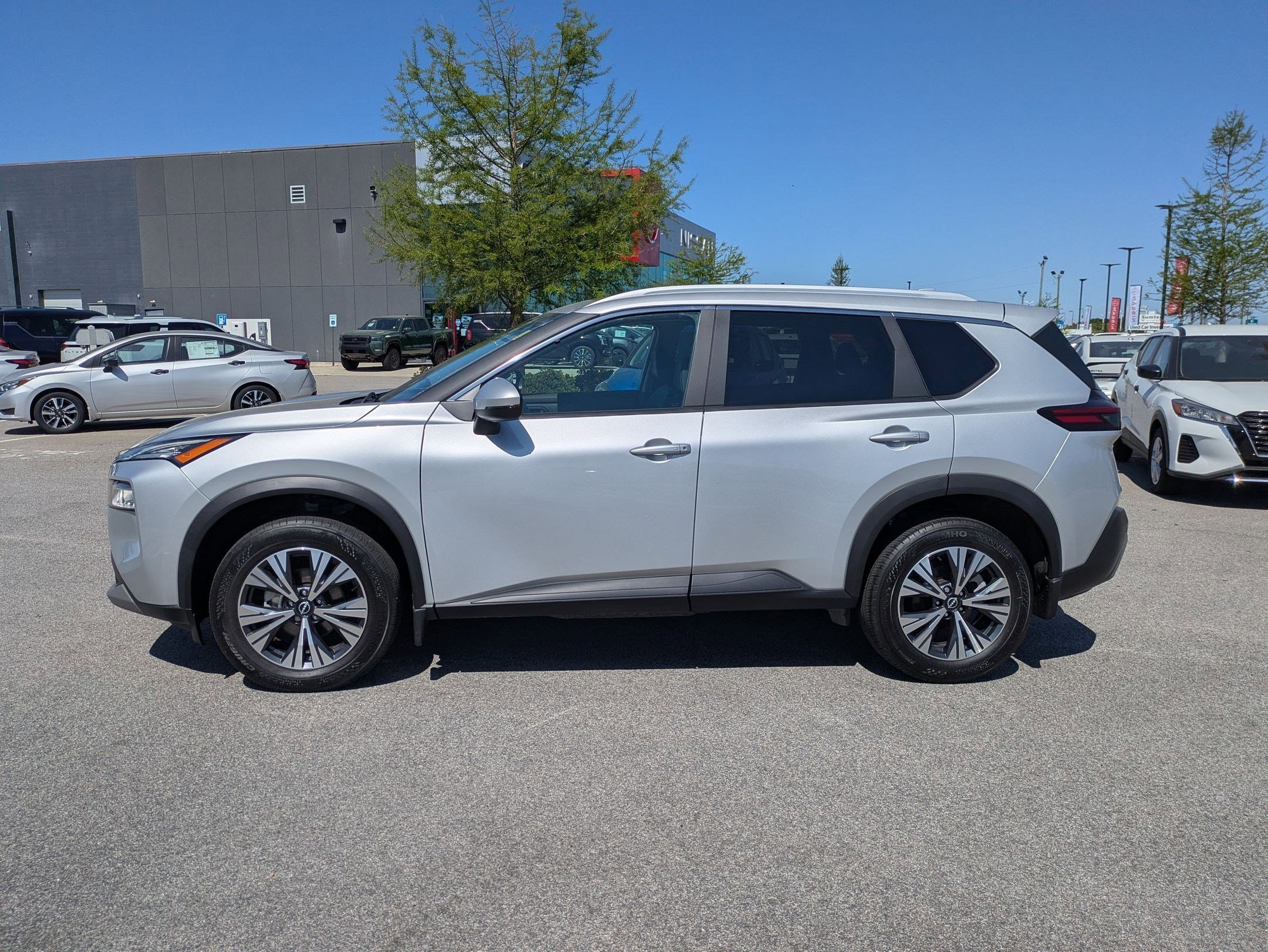 Certified 2023 Nissan Rogue SV w/ SV Premium Package image 7