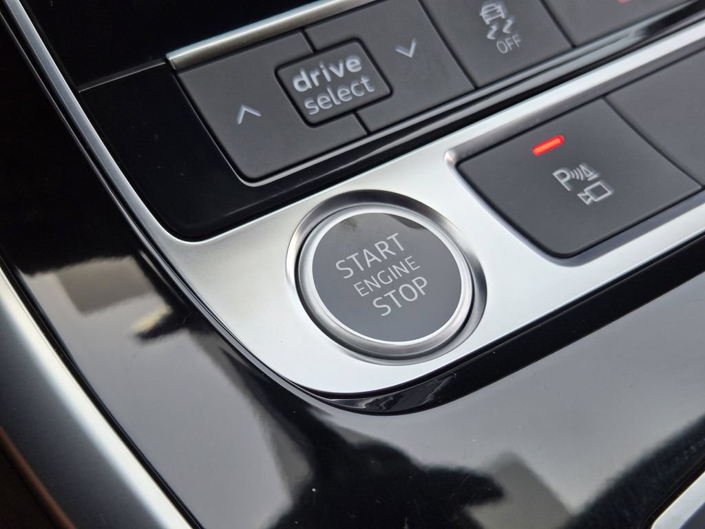 Certified 2026 Audi Q7 2.0T Premium AWD/4WD image 27