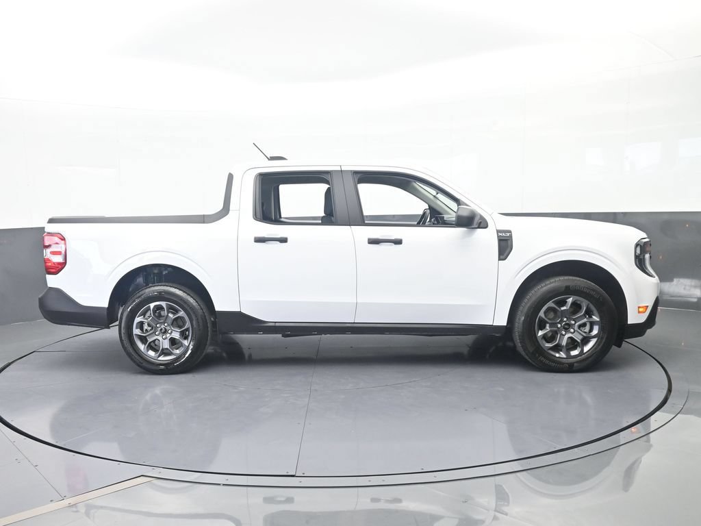 Used 2025 Ford Maverick XLT w/ Equipment Group 302A AWD/4WD image 7