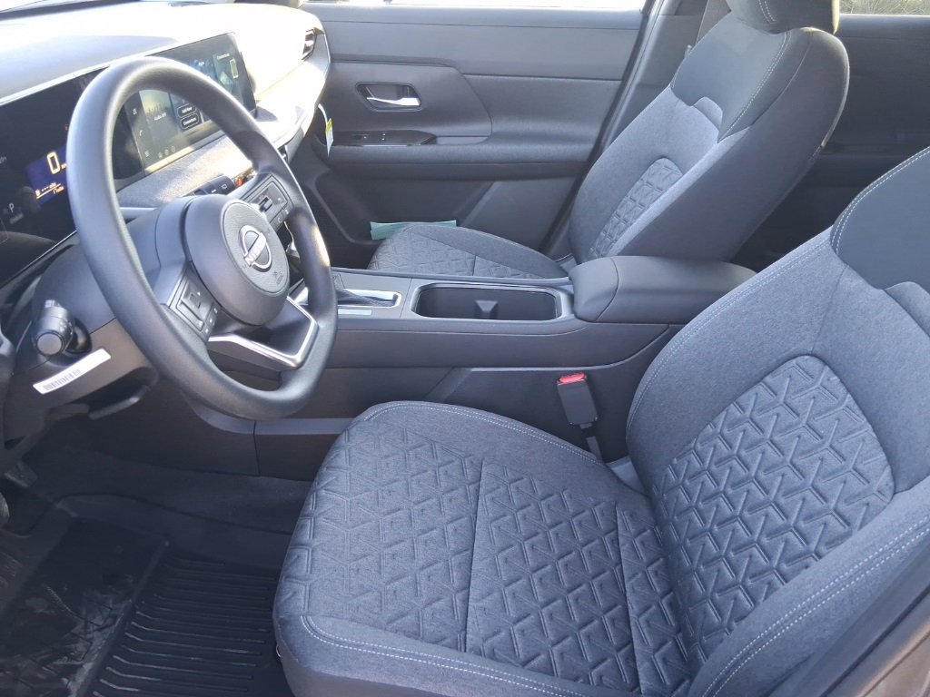 New 2026 Nissan Kicks SV image 20