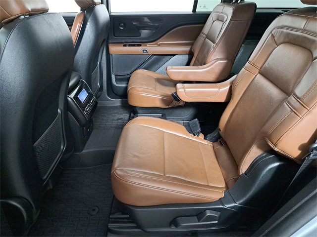 Used 2021 Lincoln Aviator Reserve w/ Equipment Group 201A image 12