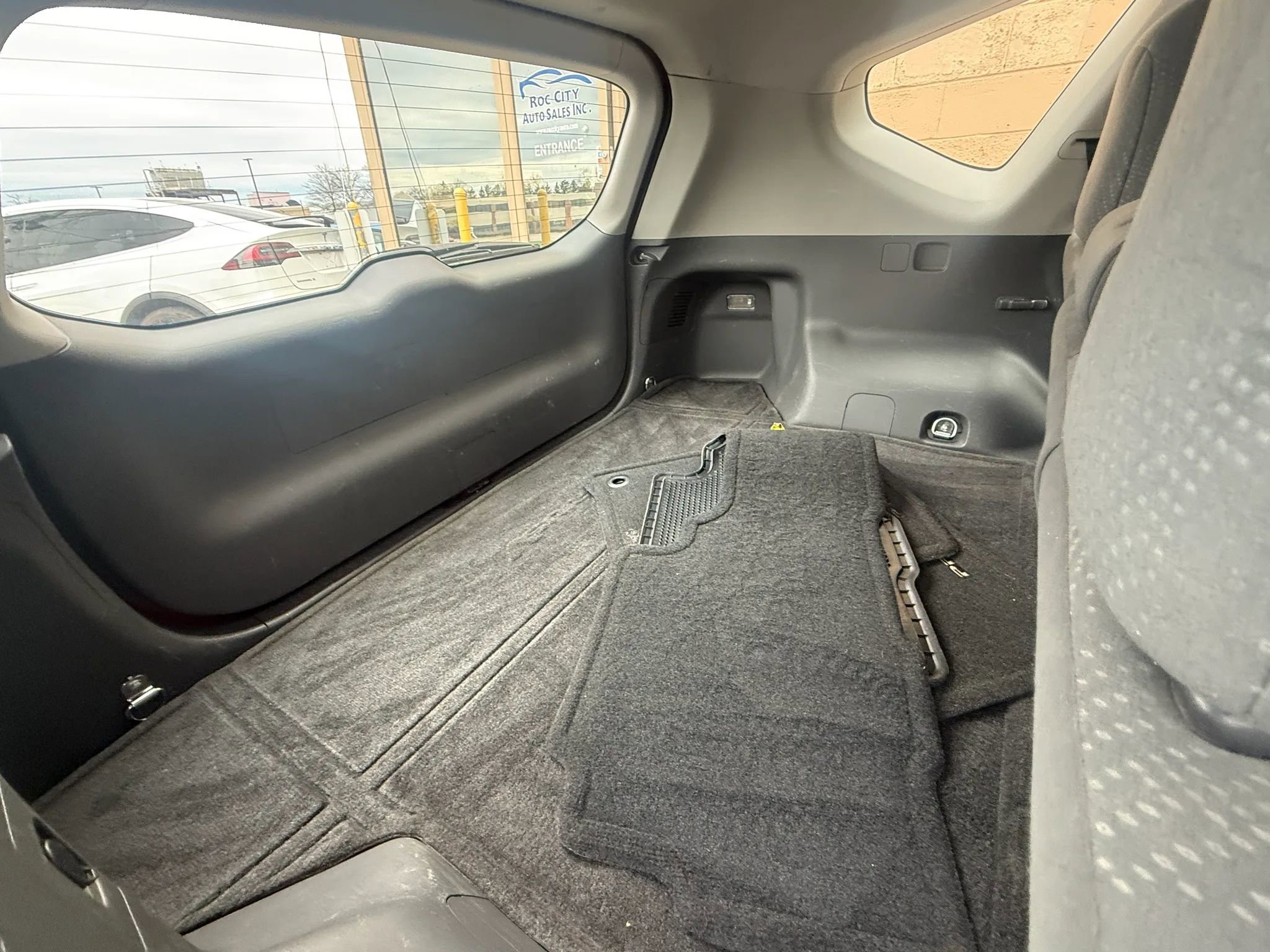 Used 2013 Toyota Prius V Three FWD image 28