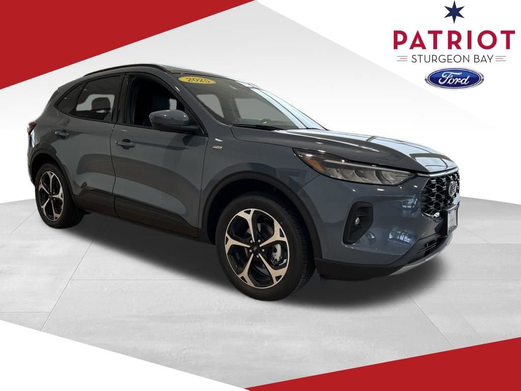 New 2025 Ford Escape ST-Line Elite w/ Tech Pack #2