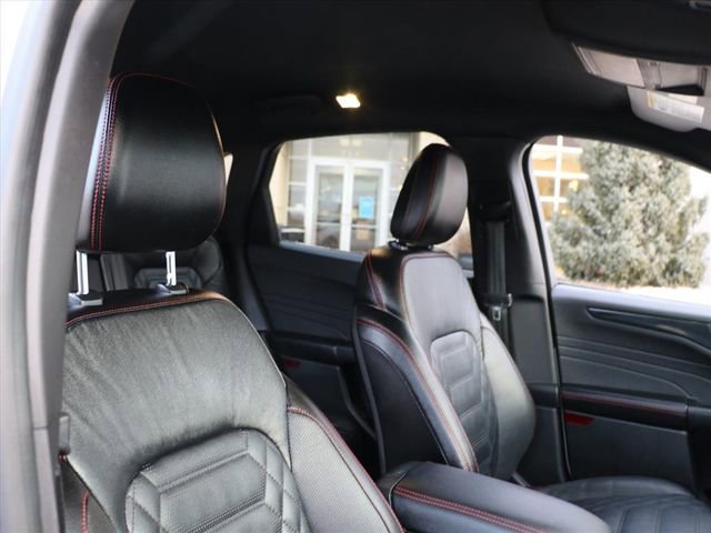 Used 2023 Ford Escape ST-Line Elite w/ Premium Technology Package image 9