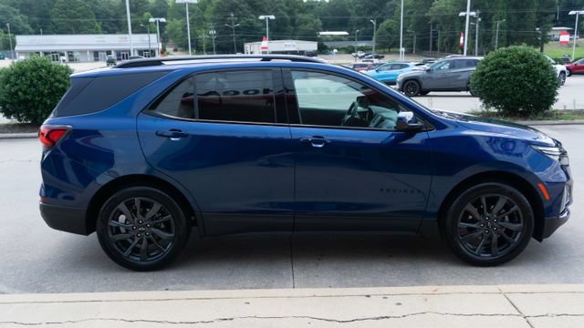 Used 2023 Chevrolet Equinox RS w/ LPO, Floor Liner Package FWD image 6