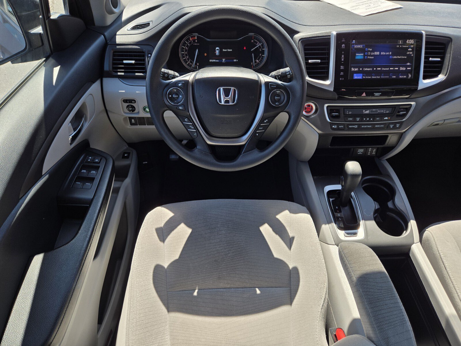 Used 2018 Honda Pilot EX image 9