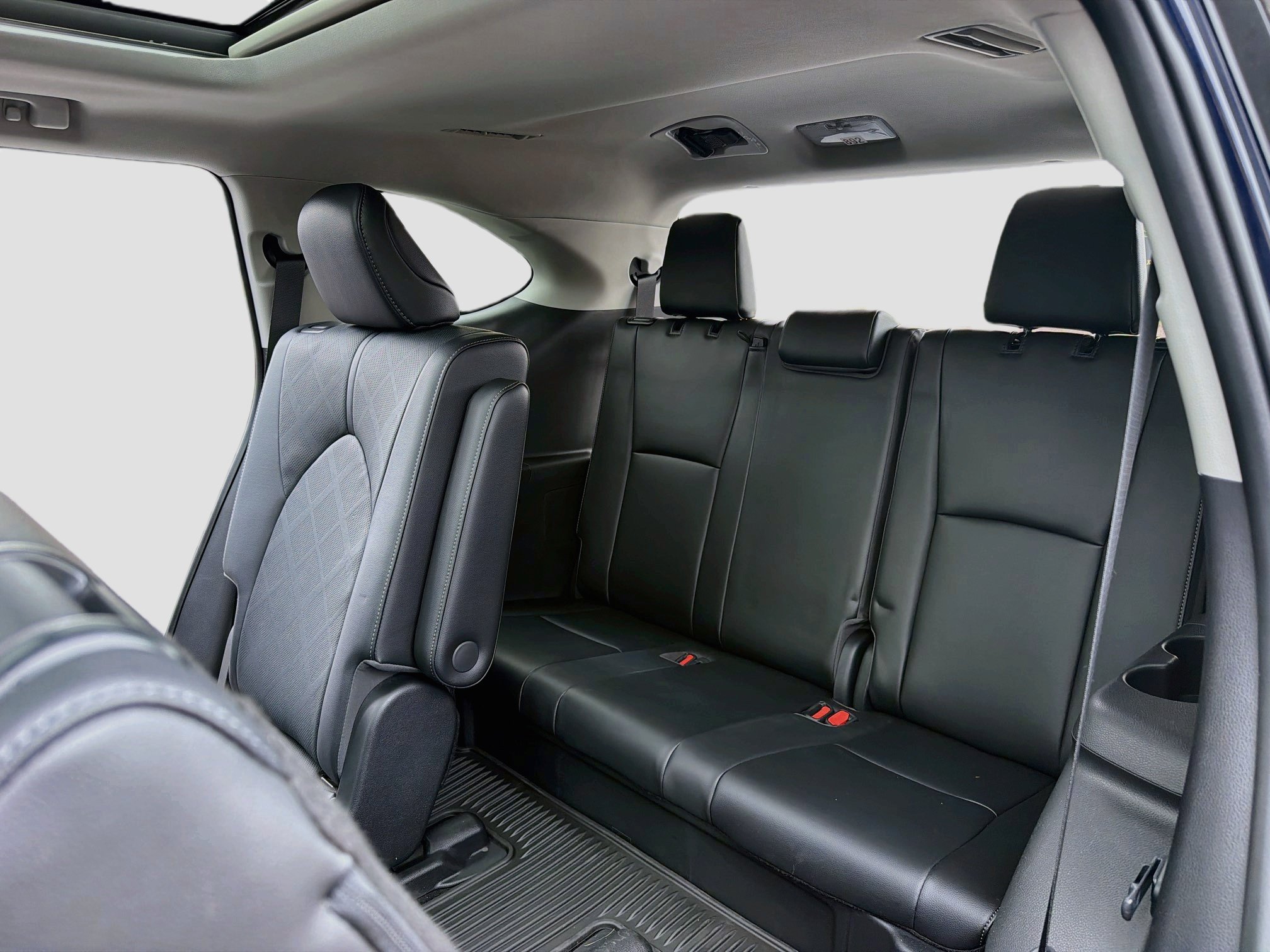 Used 2023 Toyota Highlander Platinum AWD/4WD image 7