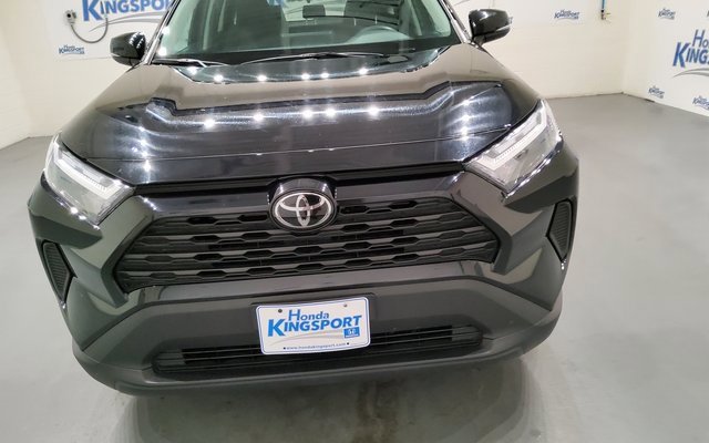 Used 2024 Toyota RAV4 XLE image 11