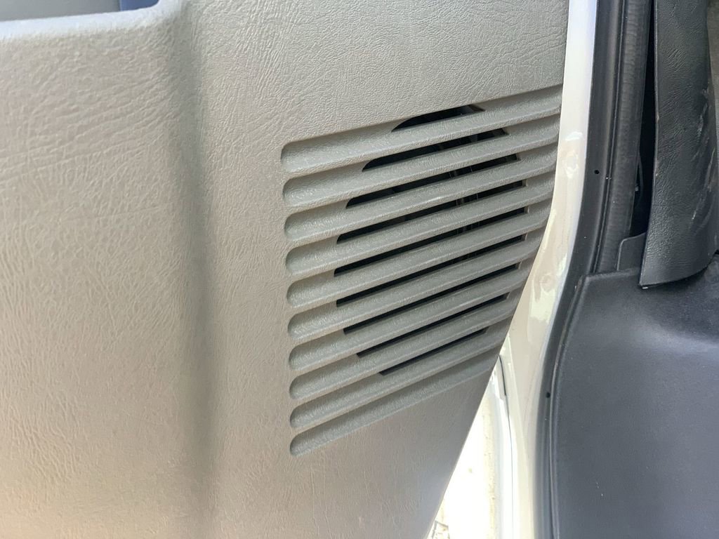 New 2025 Chevrolet Express 4500 w/ Power Convenience Package image 22