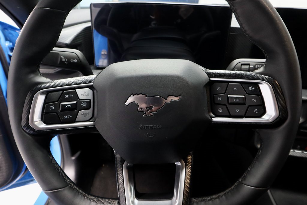 Used 2025 Ford Mustang EcoBoost image 30