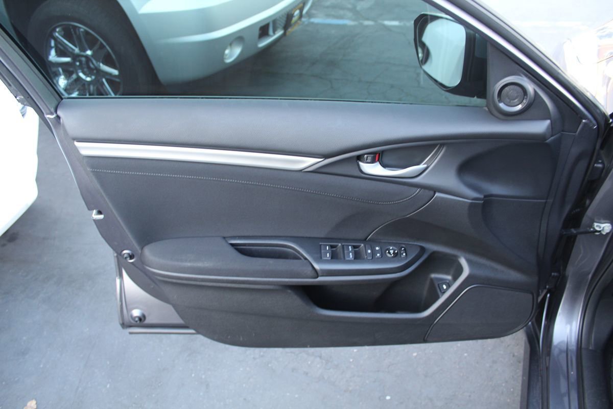 Used 2020 Honda Civic EX image 16