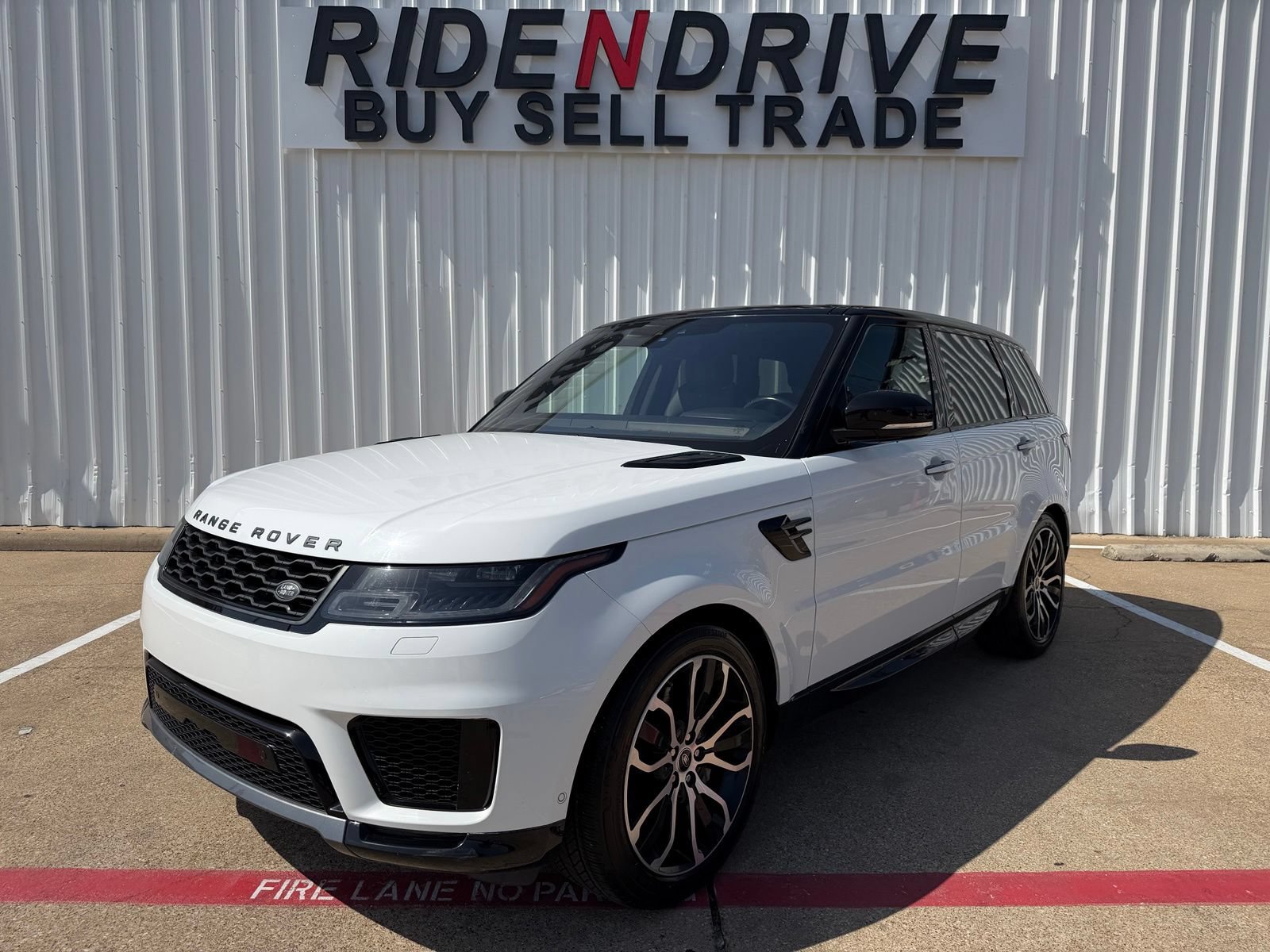 Used 2021 Land Rover Range Rover Sport HSE Silver Edition AWD/4WD image 1