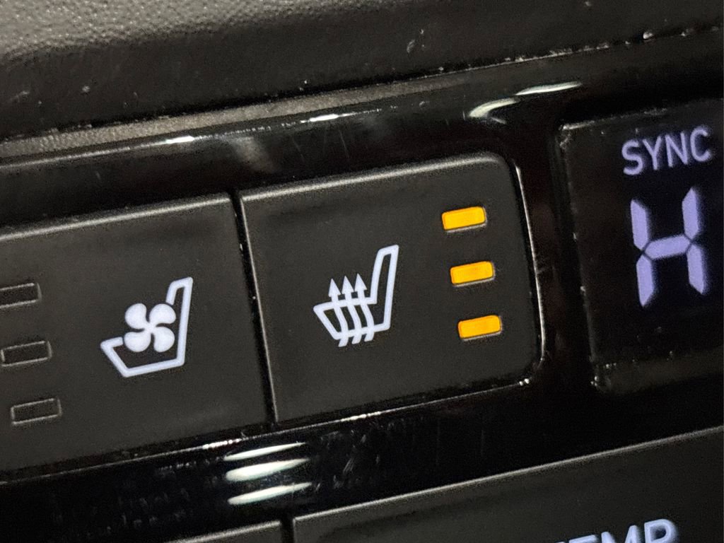 Used 2024 Hyundai Palisade Limited image 36